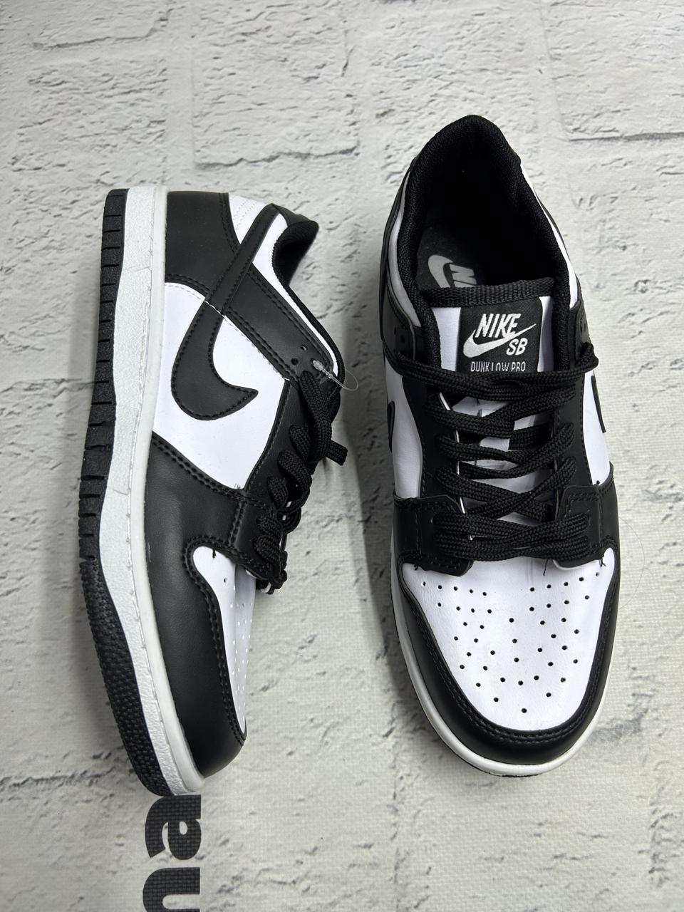 Фото2 Кросівки NIKE