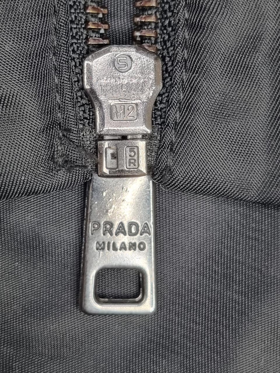 Фото8 Бомбер Prada