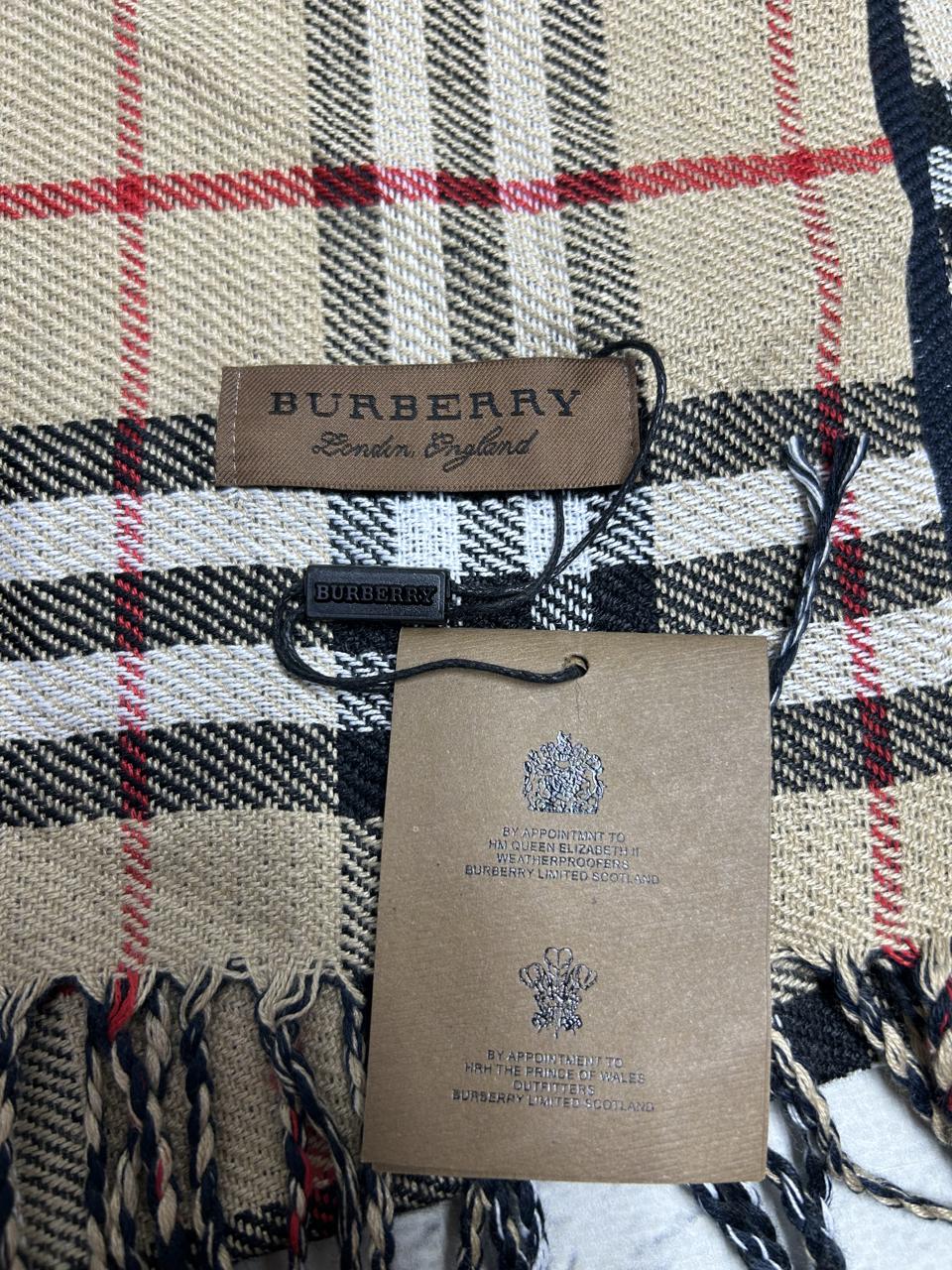 Фото4 Шарф BURBERRY