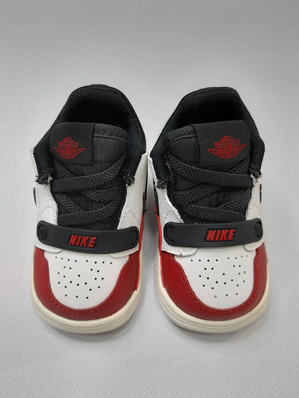 Фото2 Кросівки Jordan