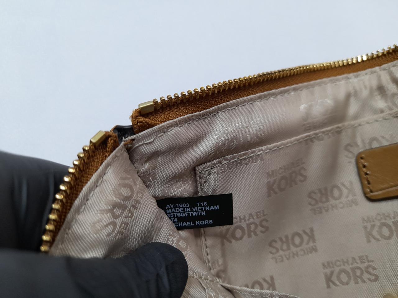 Фото5 Клатч Michael Kors