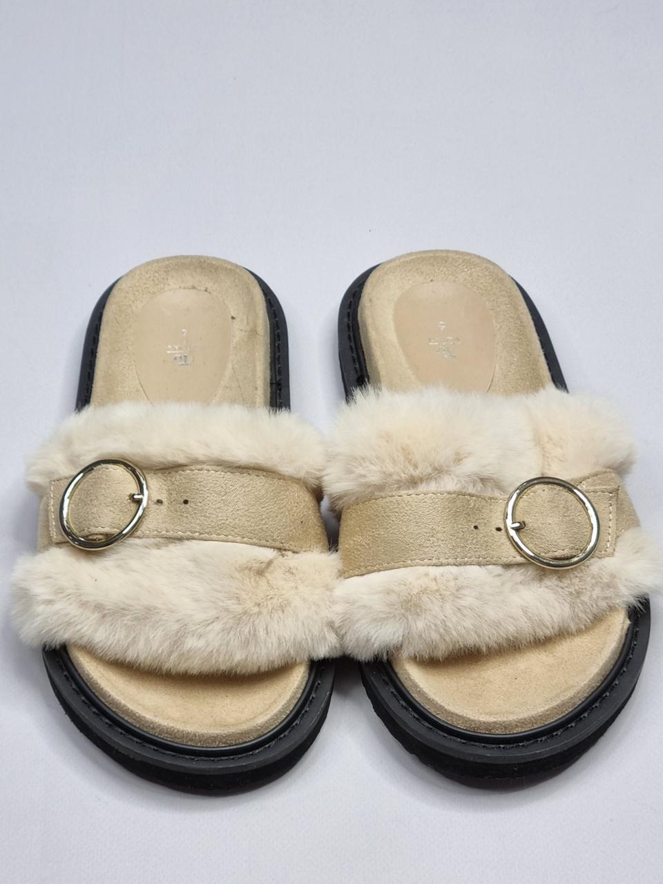 Фото1 Шльопанці Tu