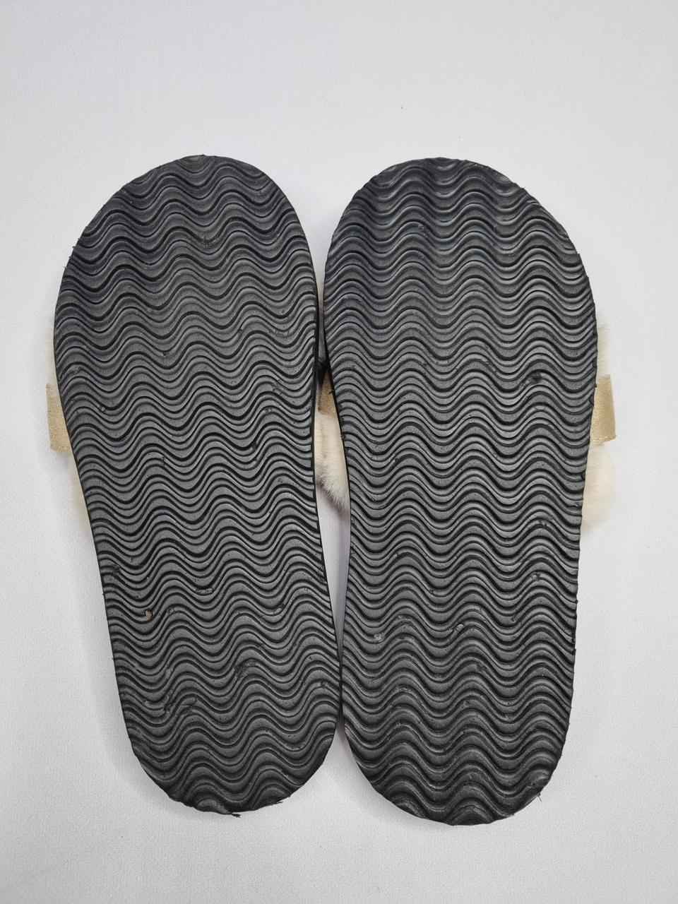 Фото5 Шльопанці Tu