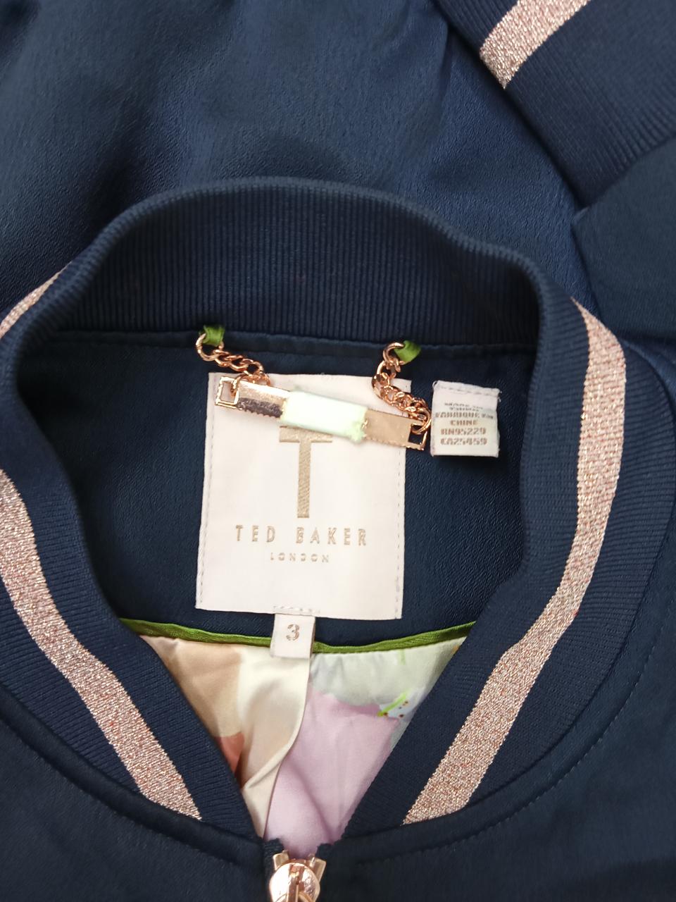 Фото3 Бомбер Ted Baker