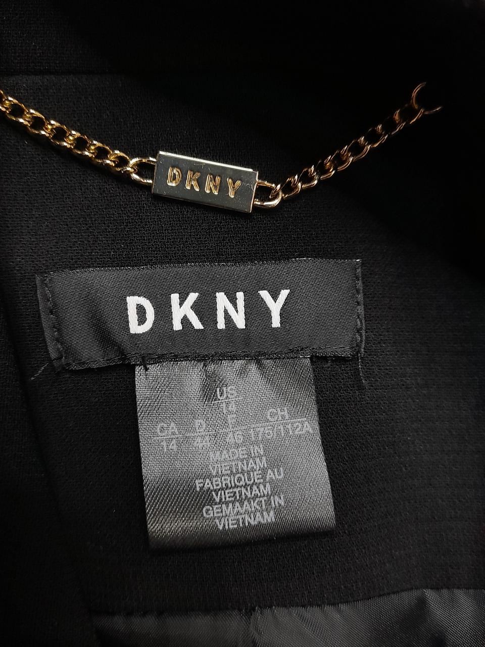 Фото3 Жилетка DKNY