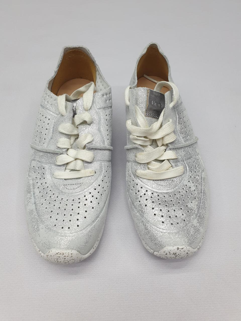 Фото1 Кросівки UGG