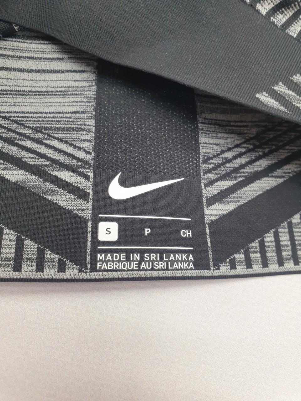 Фото3 Топ Nike