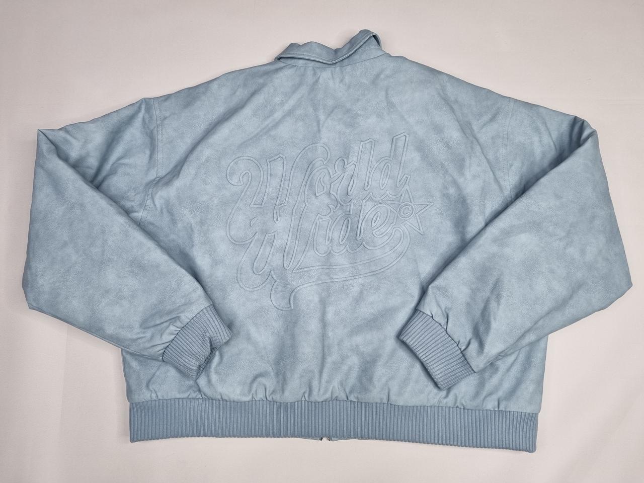 Фото2 Бомбер boohooMAN