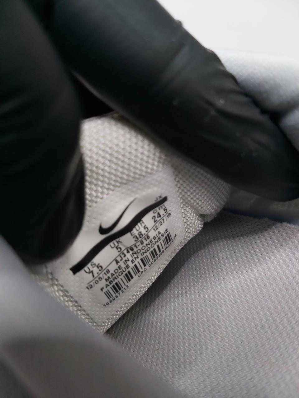 Фото5 Кросівки Nike