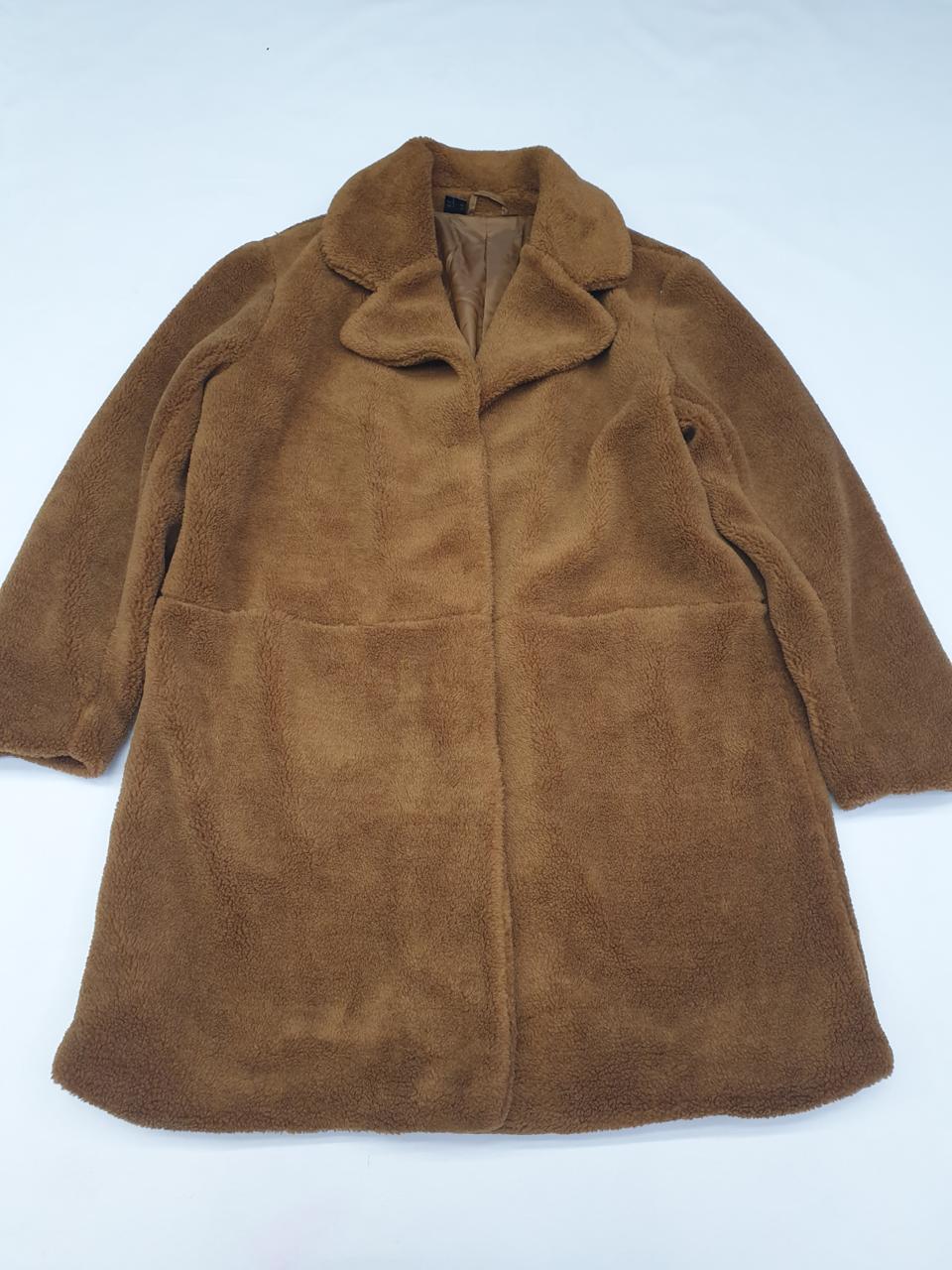 Фото1 Пальто EUR 44