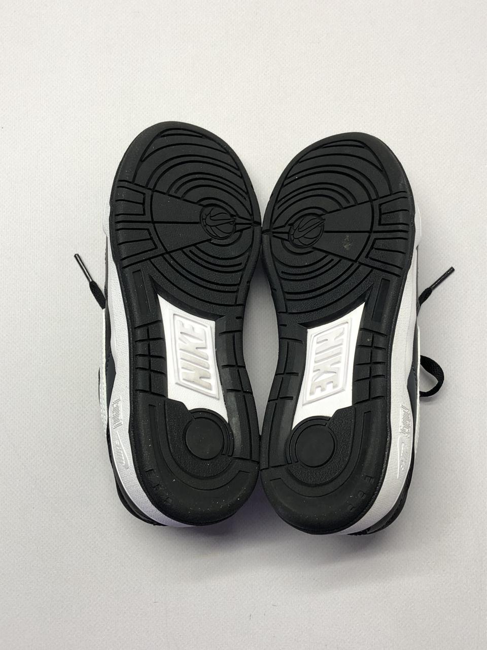 Фото4 Кросівки NIKE