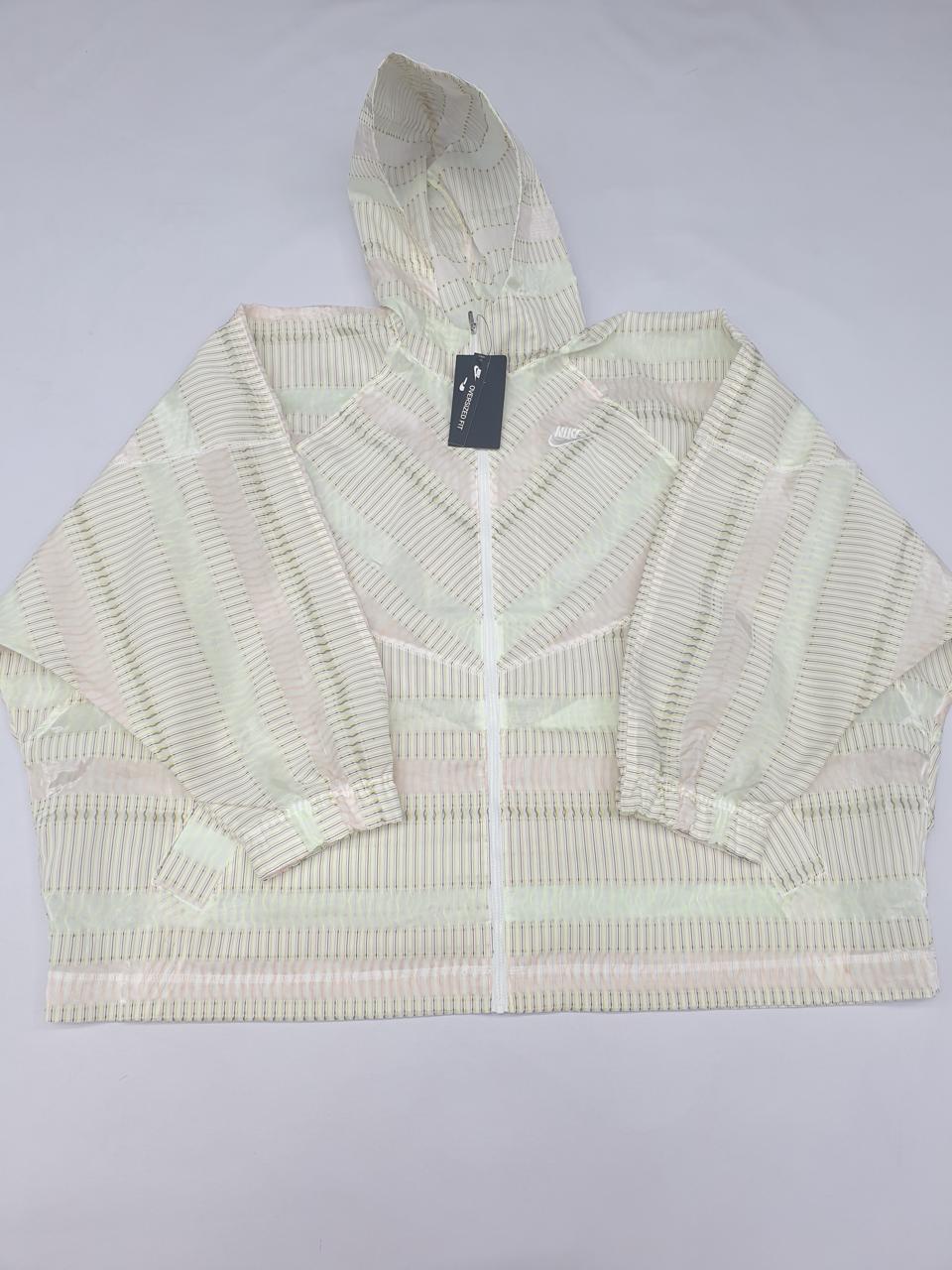 Фото1 Вітровка Nike