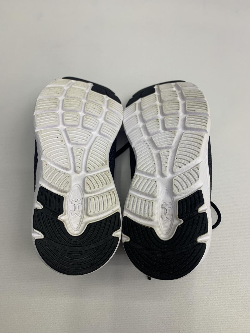 Фото3 Кросівки UNDER ARMOUR