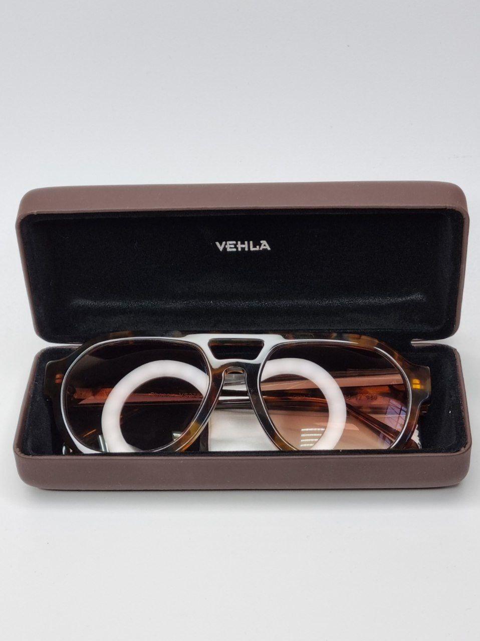 Фото1 Сонцезахисні окуляри 