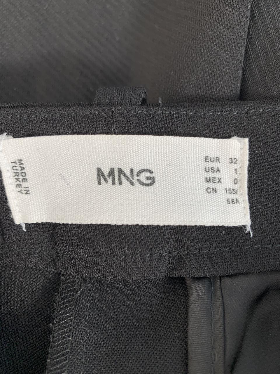 Фото3 Шорти MNG