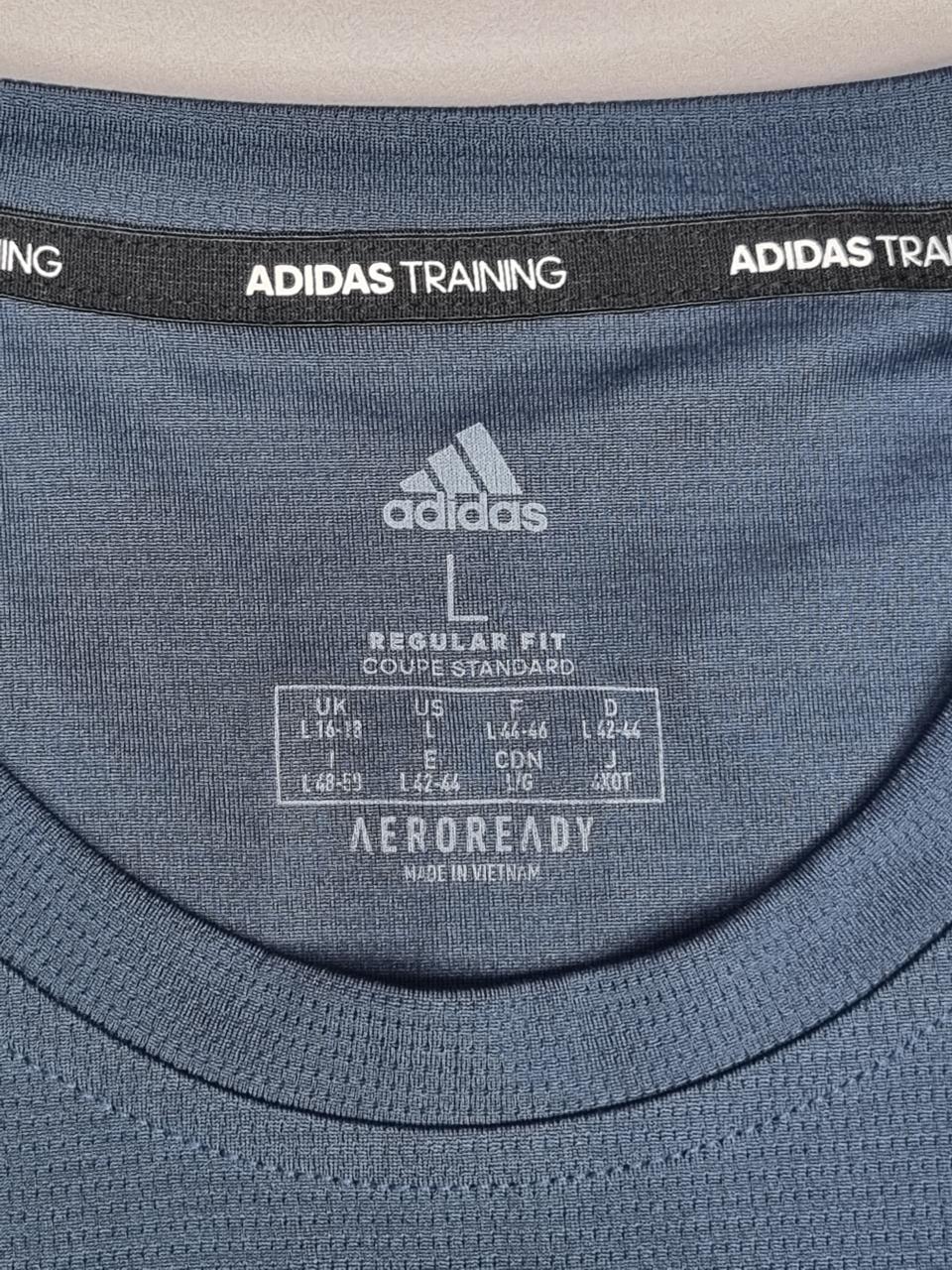 Фото4 Футболка Adidas