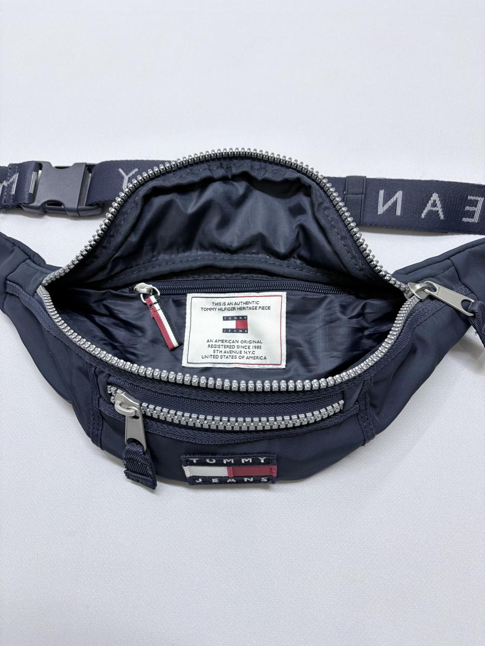 Фото3 Бананка Tommy Hilfiger