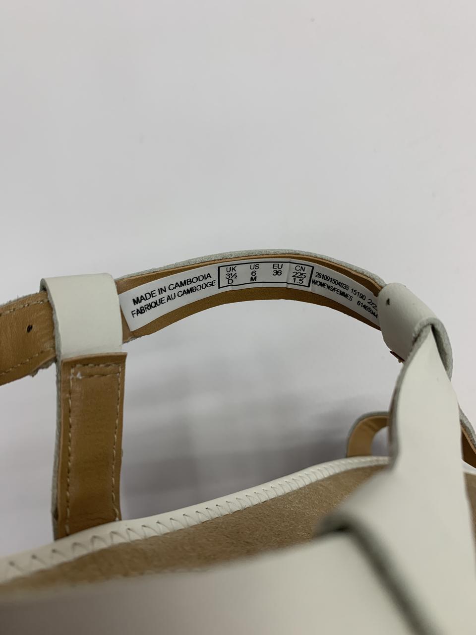 Фото4 Босоніжки Clarks