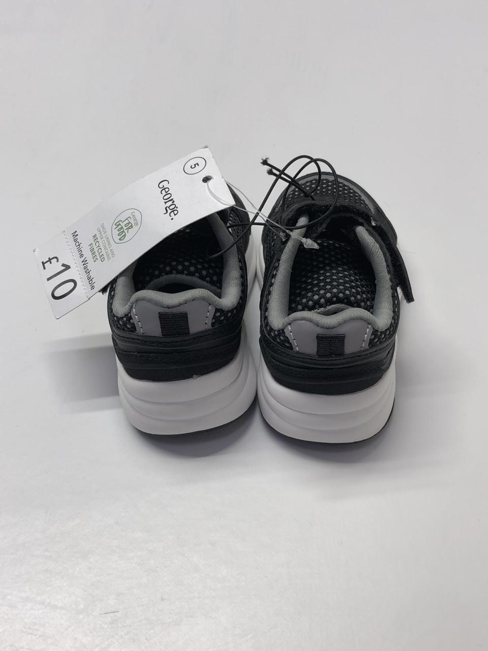 Фото3 Кросівки George