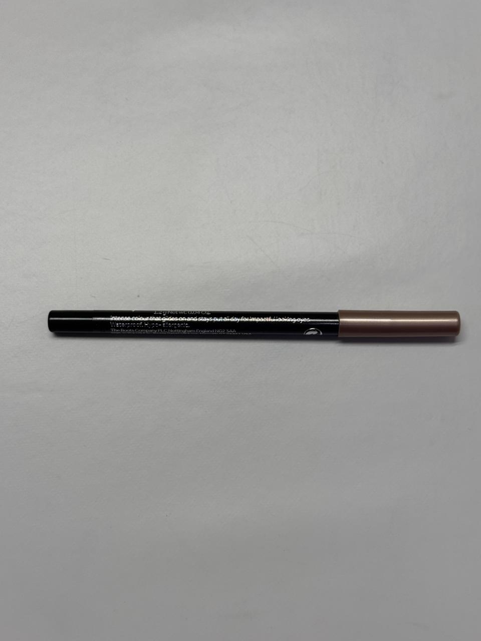 Фото2 Олівець для очей No7