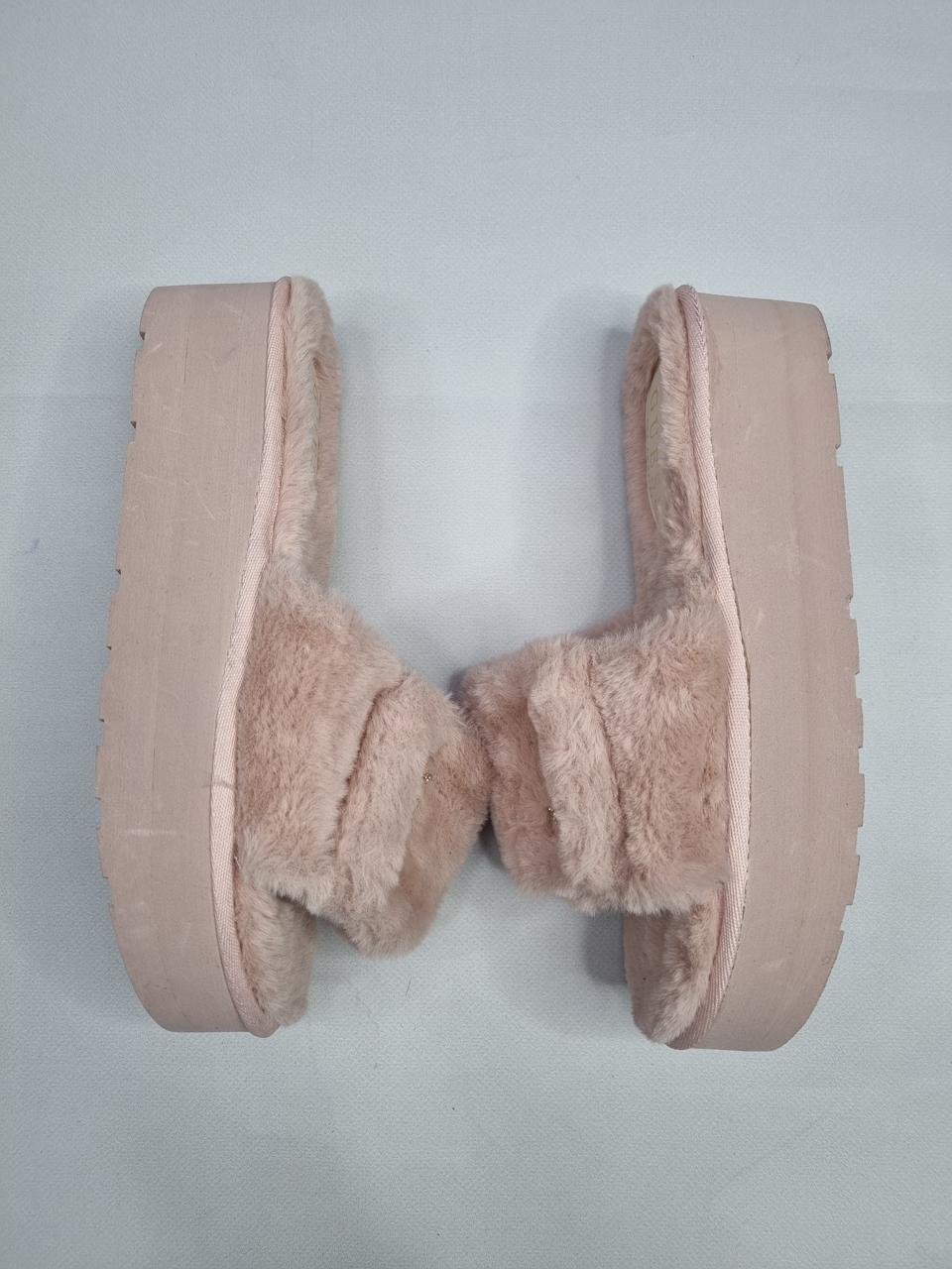 Фото3 Шльопанці GUESS