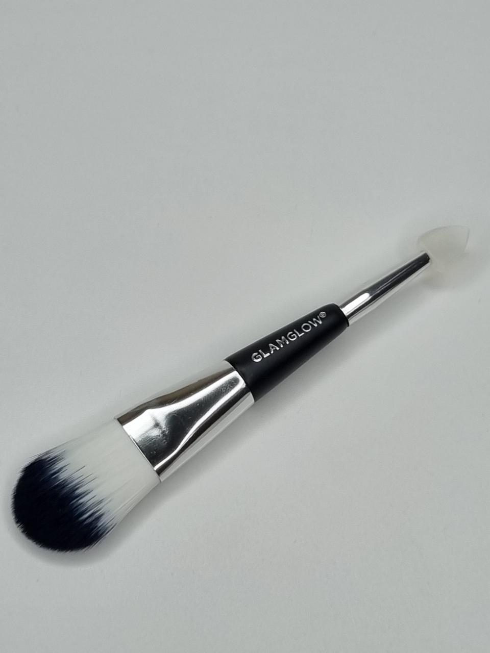 Фото2 Пензлик для нанесення масок GLAMGLOW