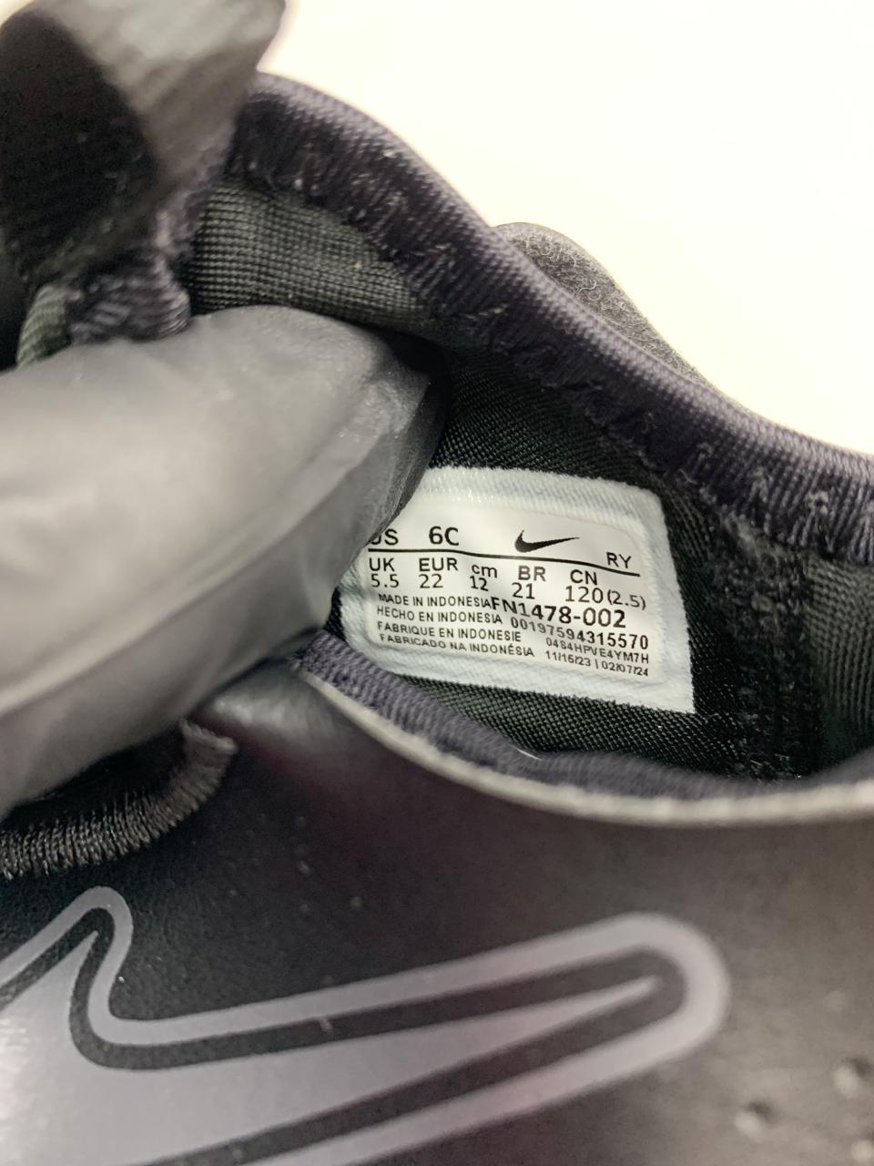 Фото4 Кросівки Nike