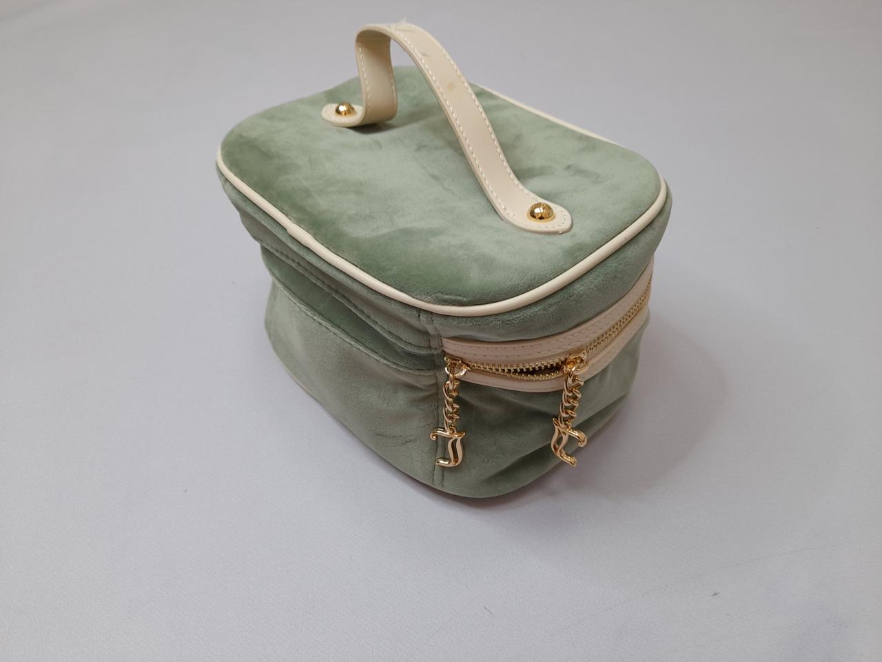 Фото2 Косметичка