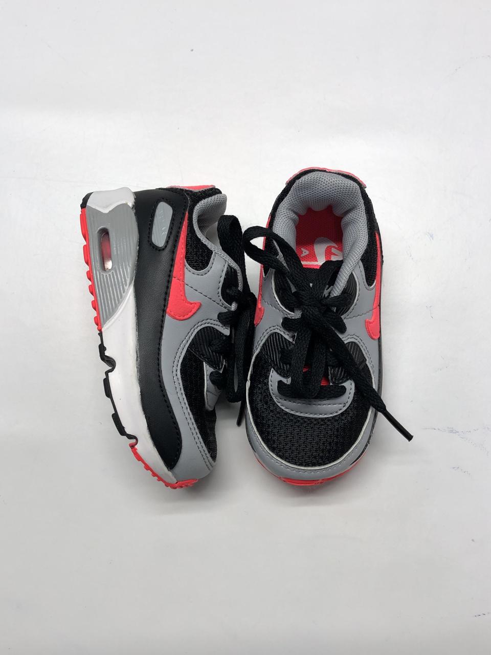 Фото2 Кросівки NIKE