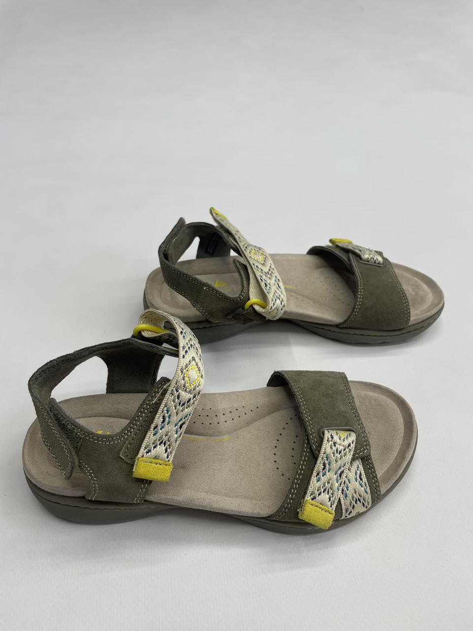 Фото3 Босоніжки Clarks