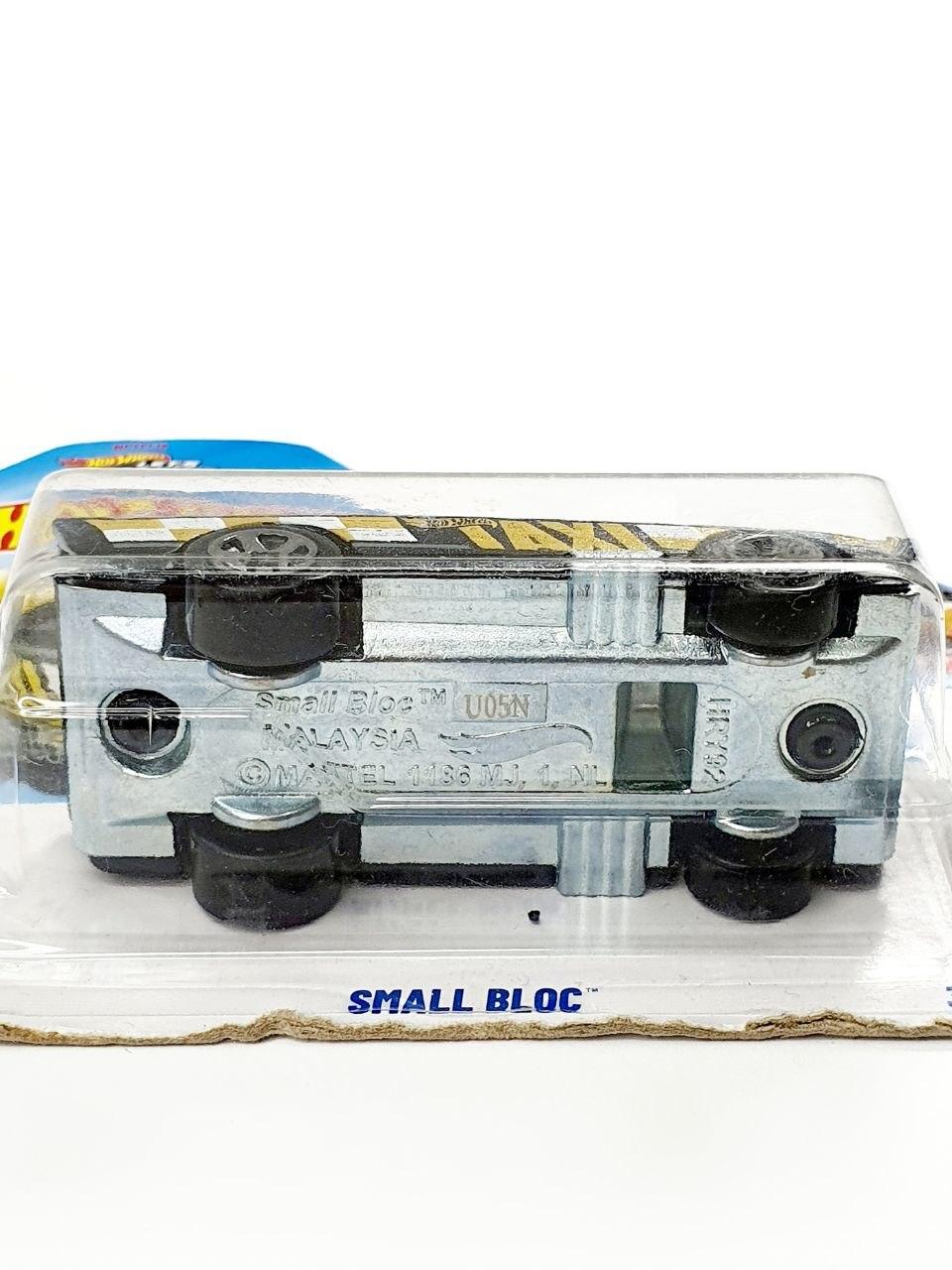 Фото3 Іграшкові машинка Hot Wheels