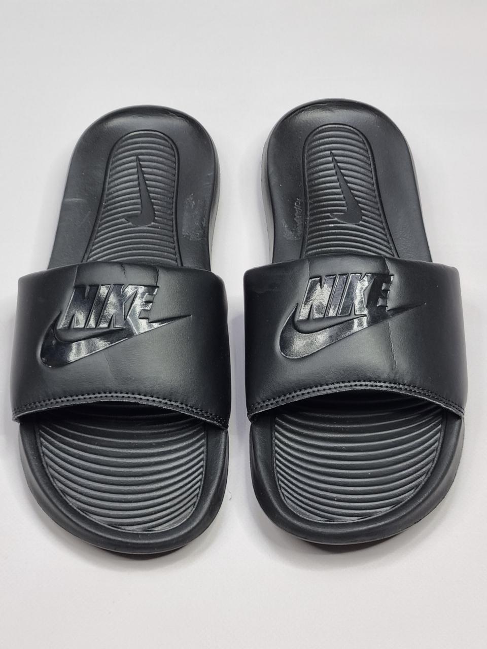 Фото1 Шльопанці Nike