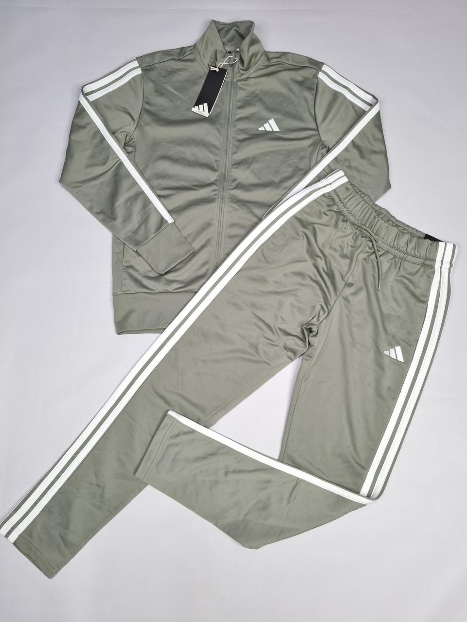 Фото1 Спортивний костюм Adidas