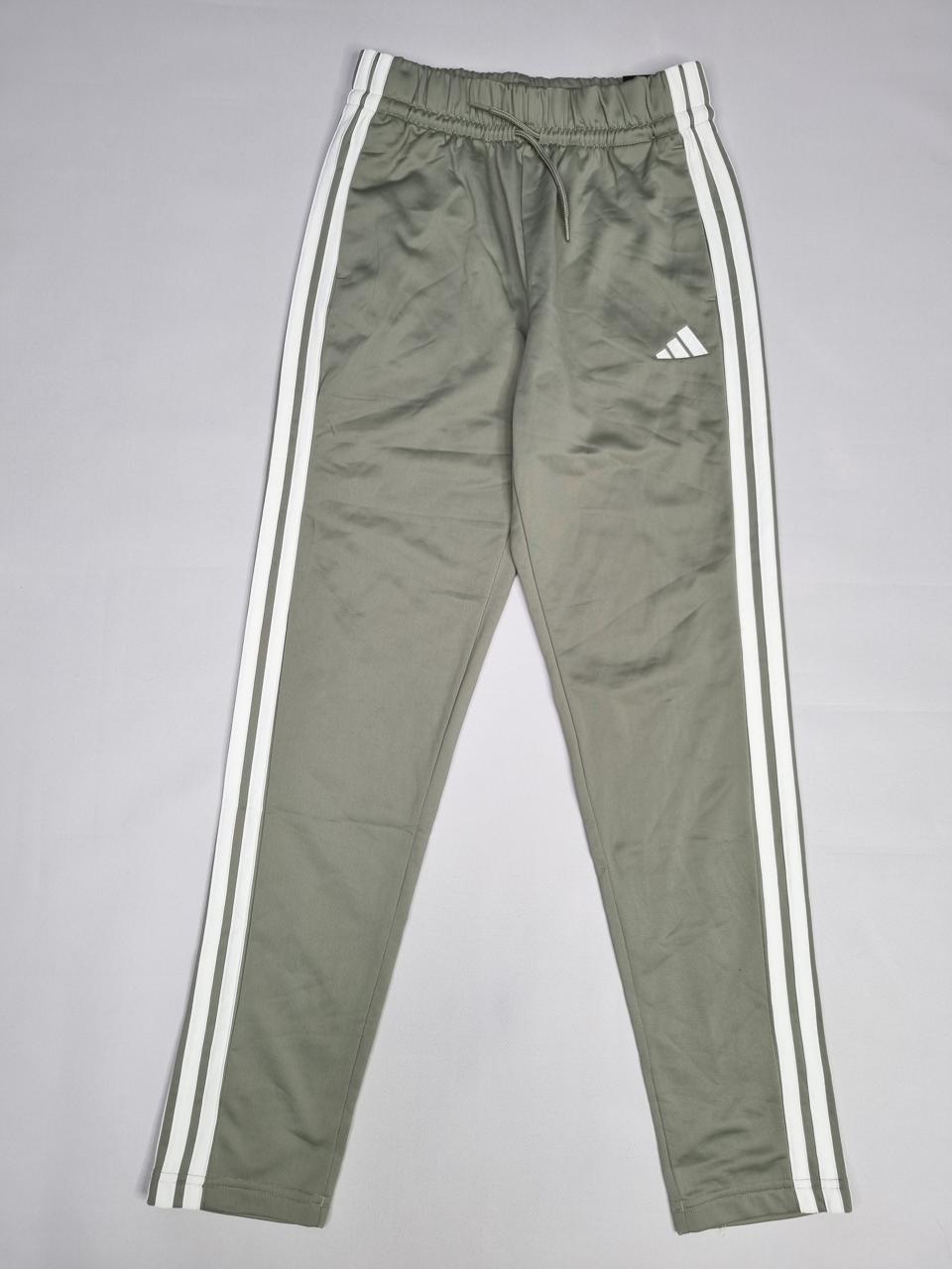 Фото3 Спортивний костюм Adidas