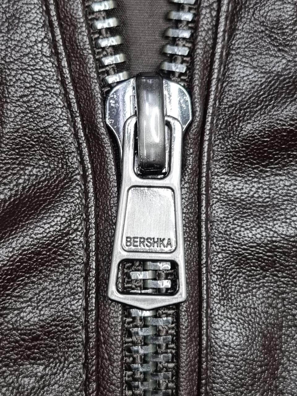 Фото3 Куртка Bershka