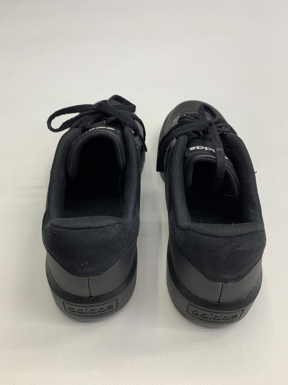 Фото2 Кросівки Adidas