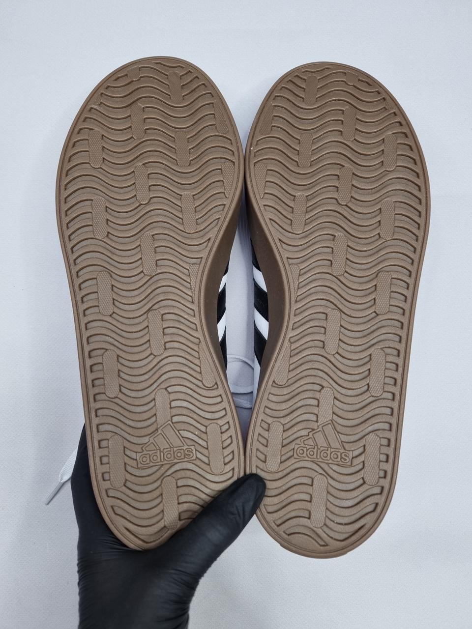 Фото3 Кросівки Adidas