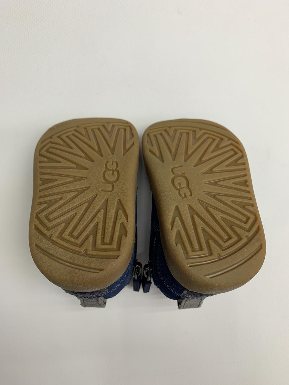 Фото3 Черевики UGG