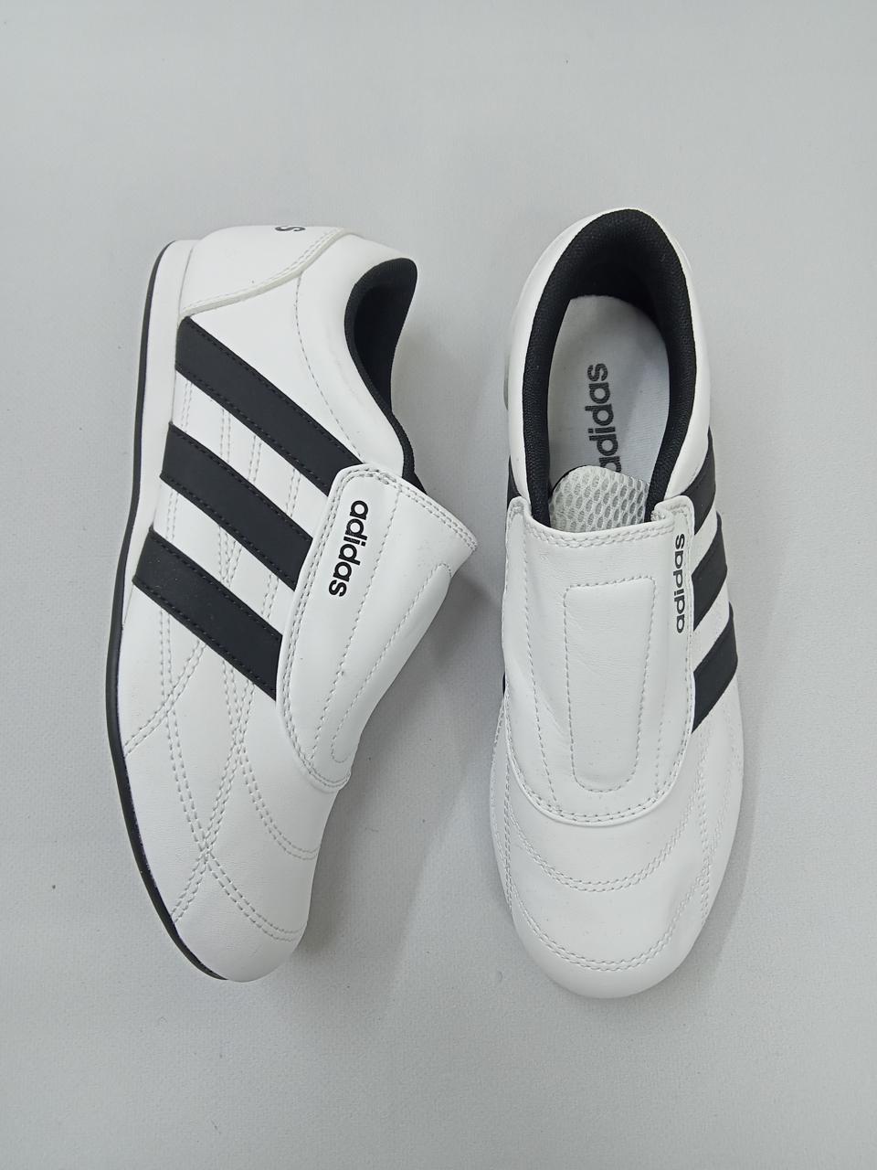 Фото2 Кросівки Adidas