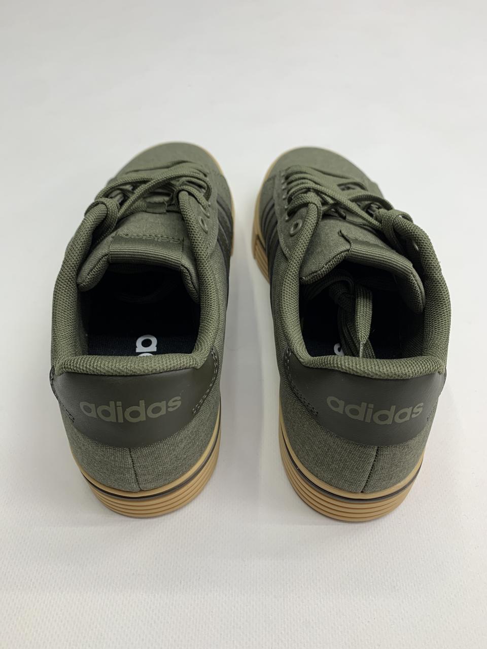 Фото2 Кросівки Adidas