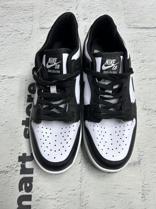 Фото Кросівки NIKE