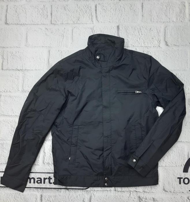 Фото Вітровка Prada