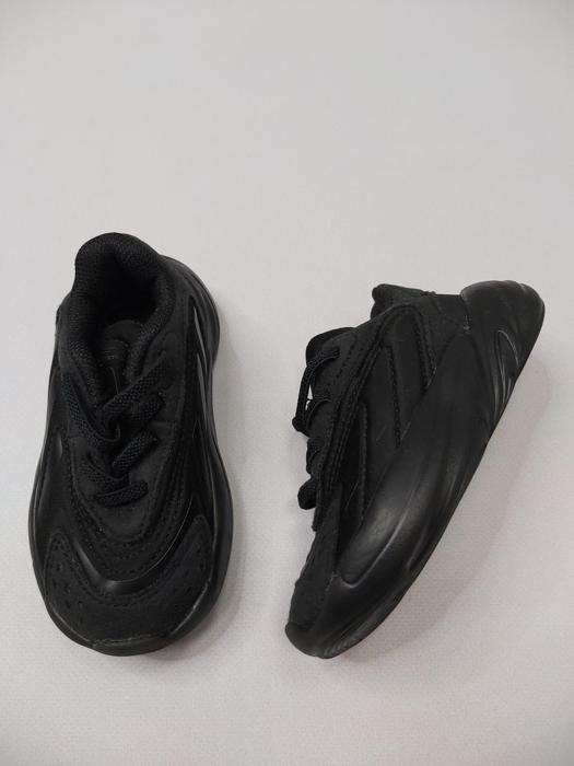 Фото Кросівки Adidas