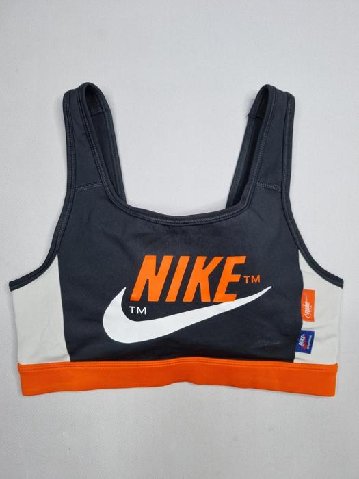 Фото Топ Nike