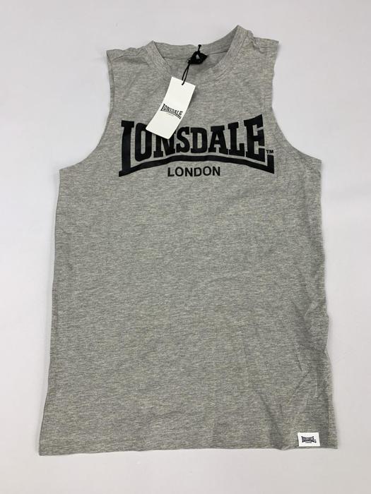 Фото Майка Lonsdale