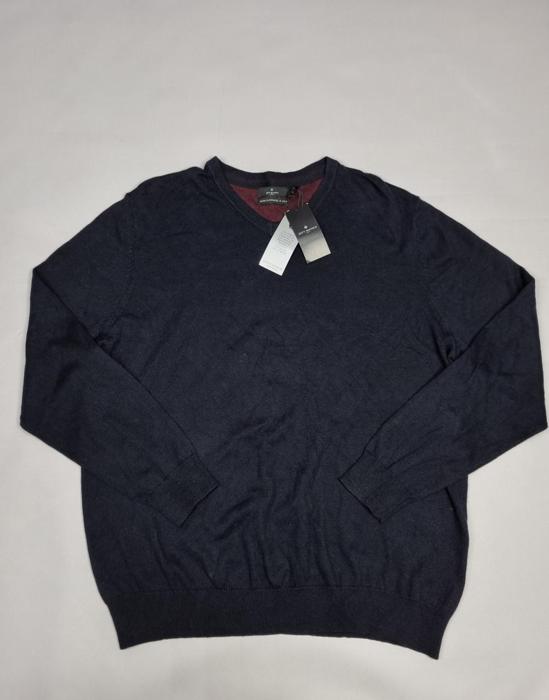 Фото Кофта JEFF BANKS