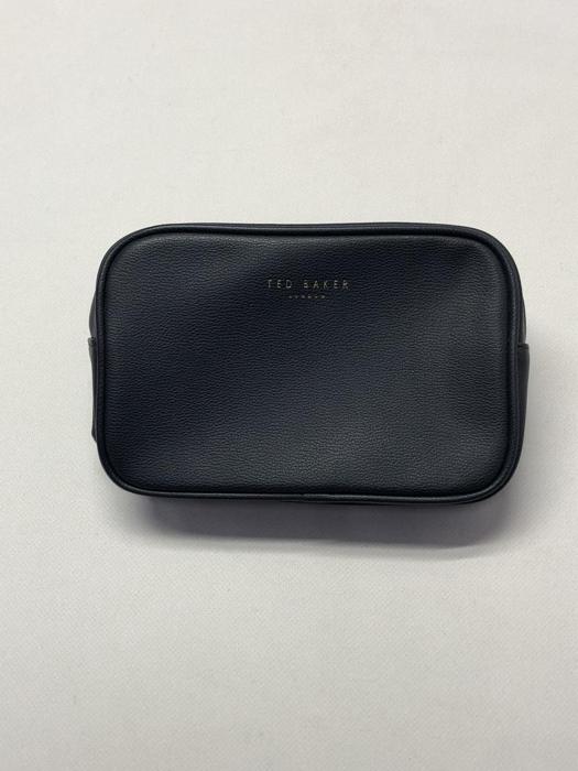 Фото Косметичка TED BAKER