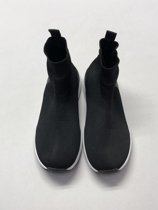 Фото Кросівки