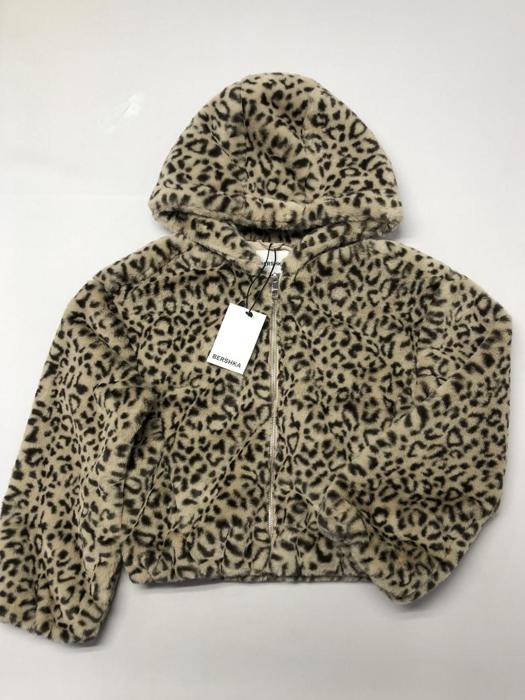 Фото Шуба Bershka