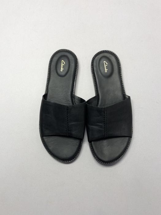Фото Шльопанці Clark’s